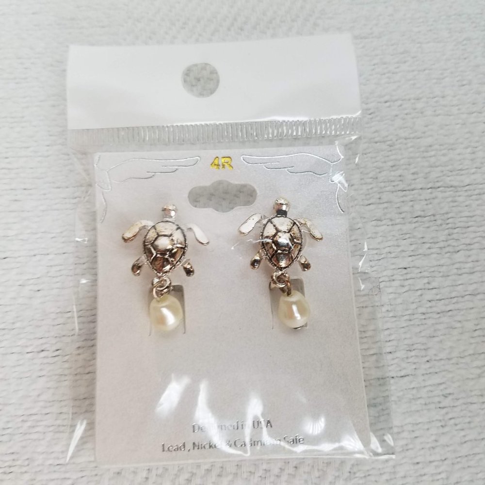 Turtle Bracelet & Earring Set - Picture 11 of 14